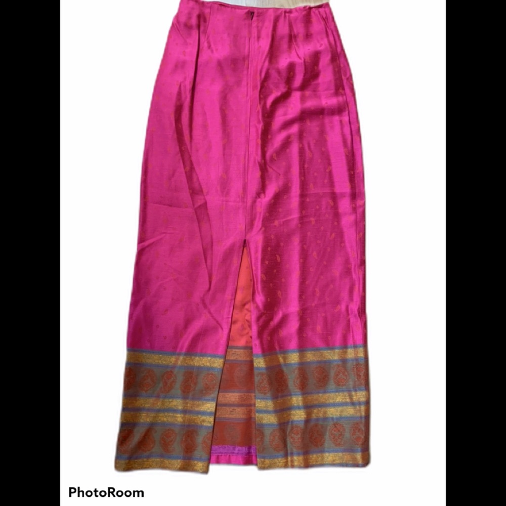 Fuchsia Skirt Set - Picture 2 of 8